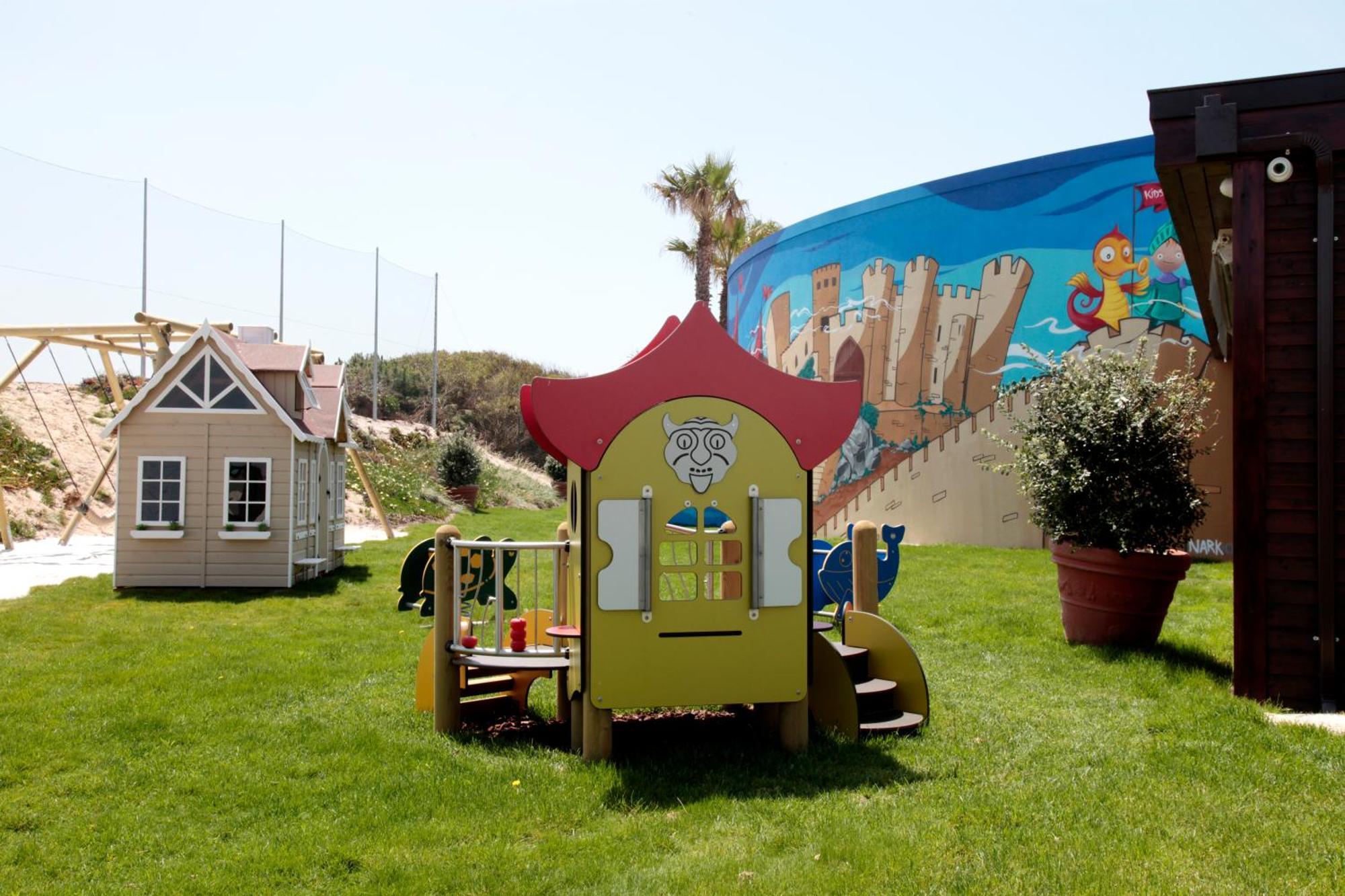 Praia D'El Rey Marriott Golf & Beach Resort Praia del Rei Exterior foto The SpongeBob SquarePants Movie set at the Hollywood Bowl